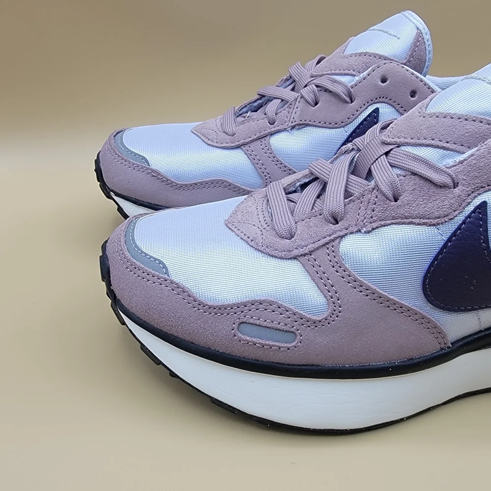 Nike women phoenix